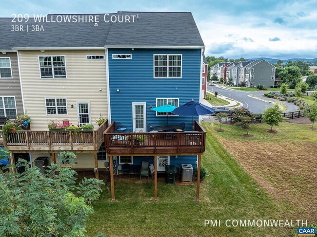 Building Photo - 209 Willowshire Ct