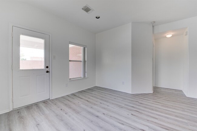 Building Photo - 5918 Laramie River Ct