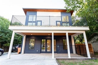 Building Photo - 2509 Del Curto Rd