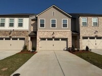 Building Photo - 214 Kinship Dr