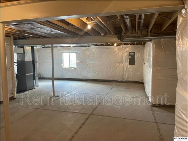 Building Photo - 11505 S 110th Ave