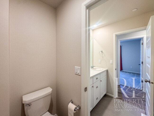 Building Photo - 4219 Nettle Dr SE