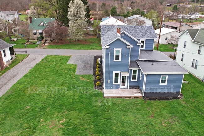 Building Photo - 14208 Temple St