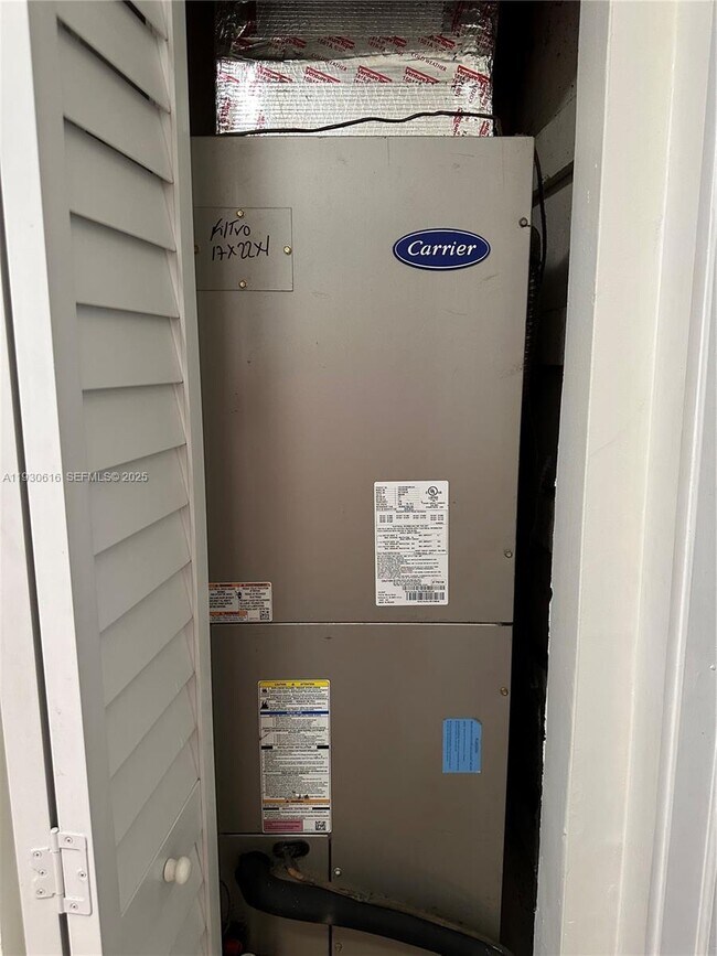 Building Photo - 1300 Dunad Ave