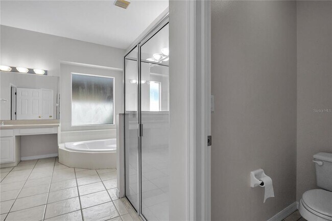 Building Photo - 18108 Sugar Brooke Dr