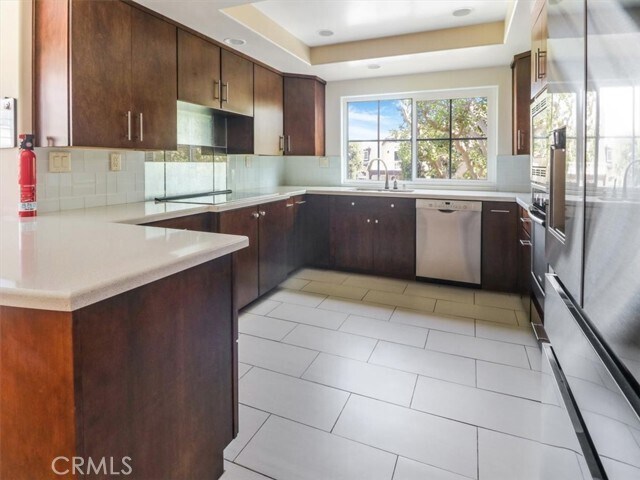 Building Photo - 6062 Panorama Dr