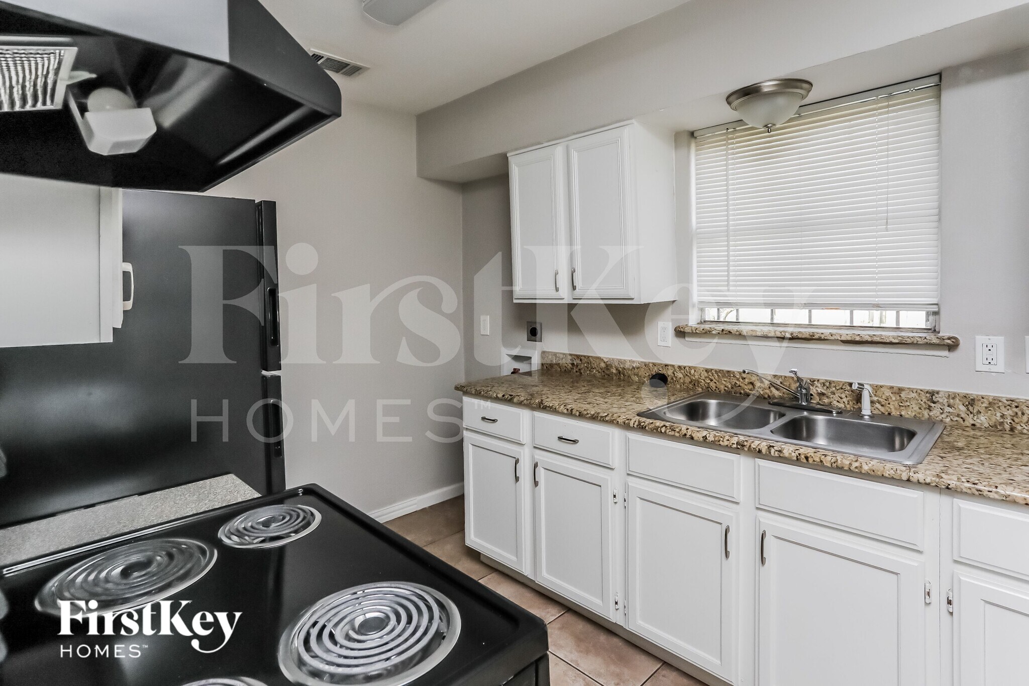 Building Photo - 6115 Flagstaff Dr