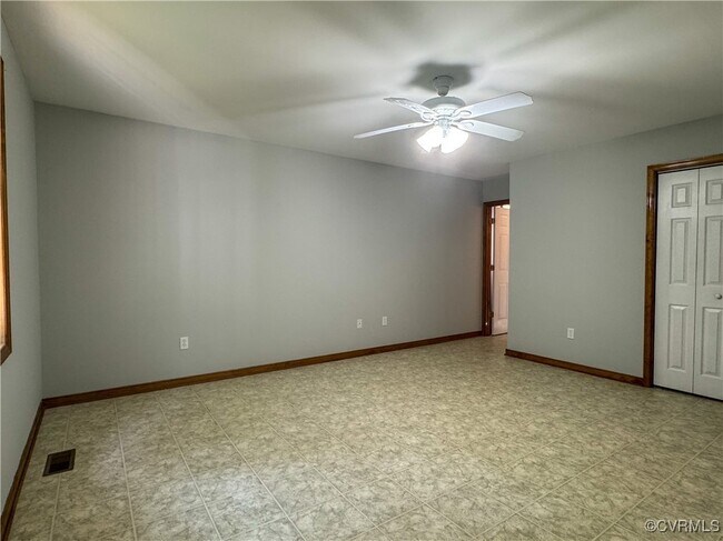 Building Photo - 3361 Juanita Ln