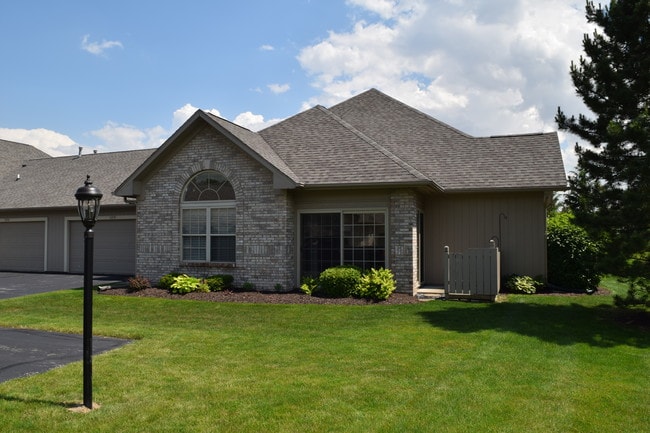 Building Photo - 5250 Coventry Ln