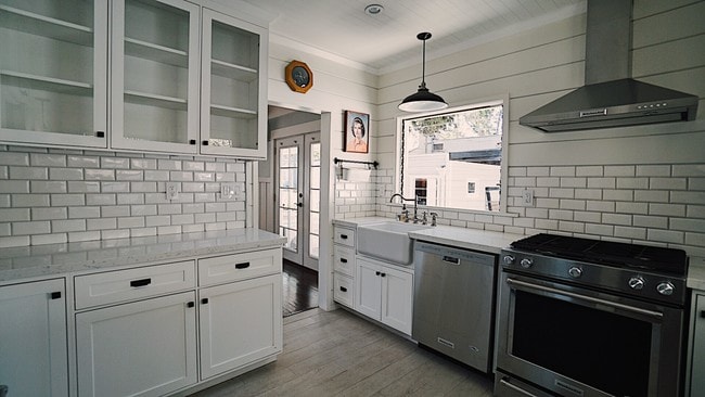 Building Photo - 1764 Rodney Dr