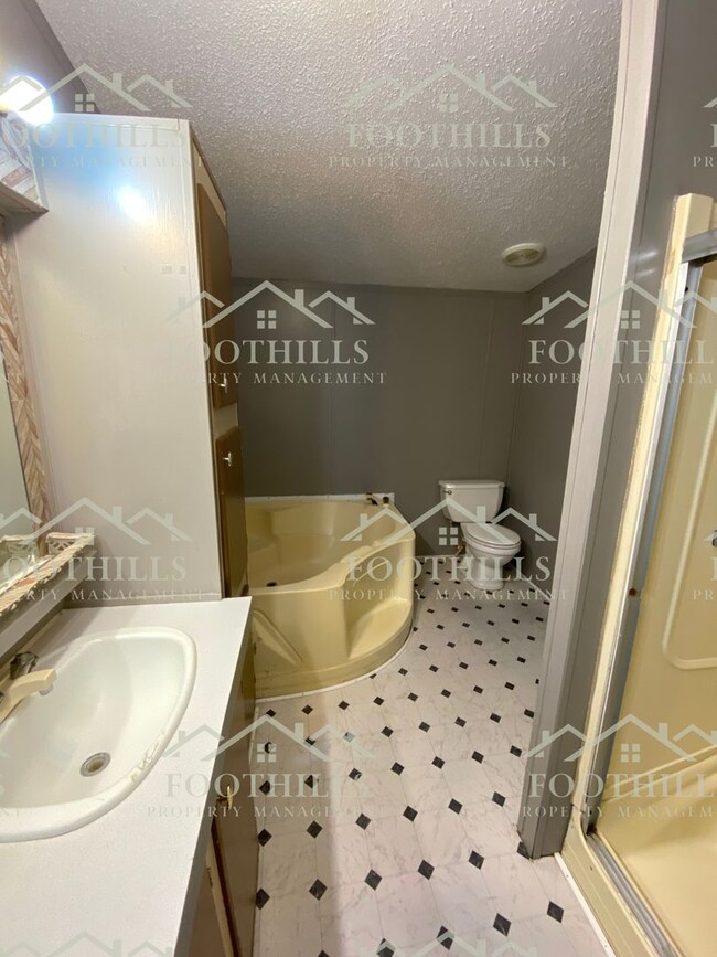 Building Photo - Spacious 4-Bedroom Double-Wide Mobile Home...