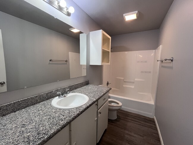 Building Photo - 3422 Itasca St