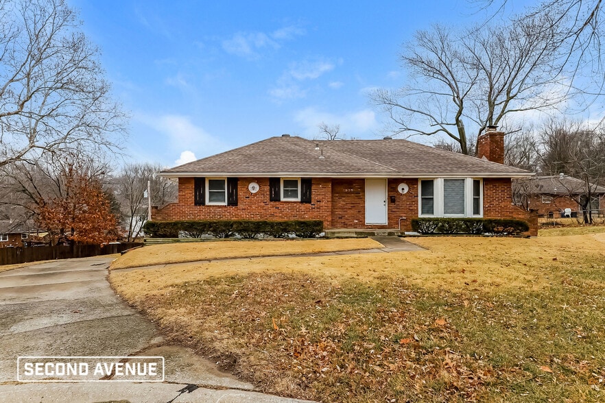 Primary Photo - 8923 E 56 Terrace