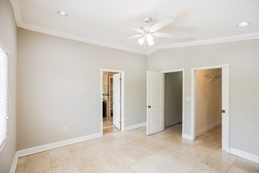 Building Photo - 16361 SW 78th Terrace
