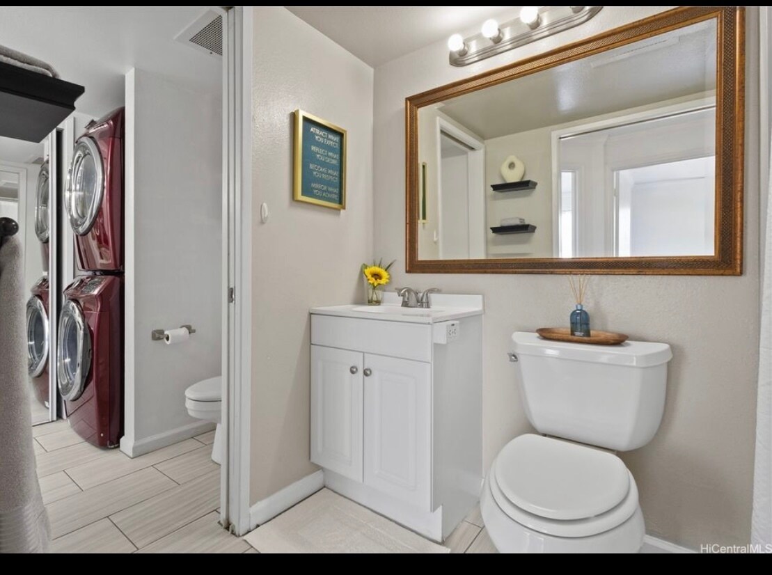 Building Photo - 91-1213 Kaneana St