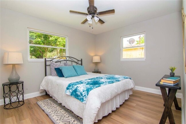 Building Photo - 3708 W Tyson Ave