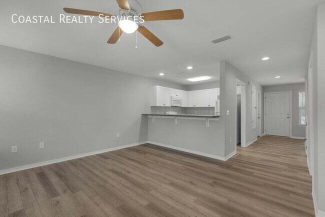 Building Photo - 2259 Whitman Ln