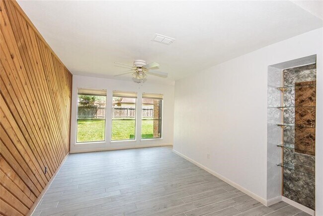 Building Photo - 1518 Durfey Ln