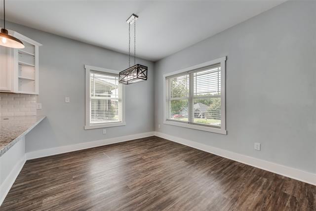 Building Photo - 1212 W Elm St