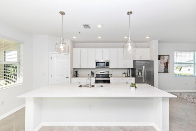 Building Photo - 17560 Boracay Ct