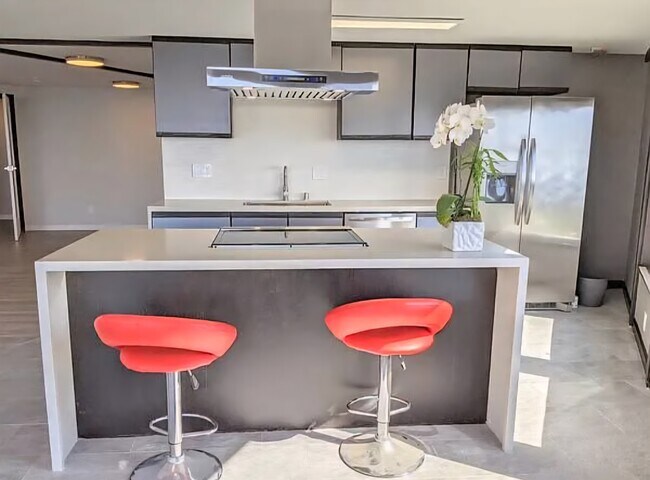 Building Photo - 145 Lawson Rd