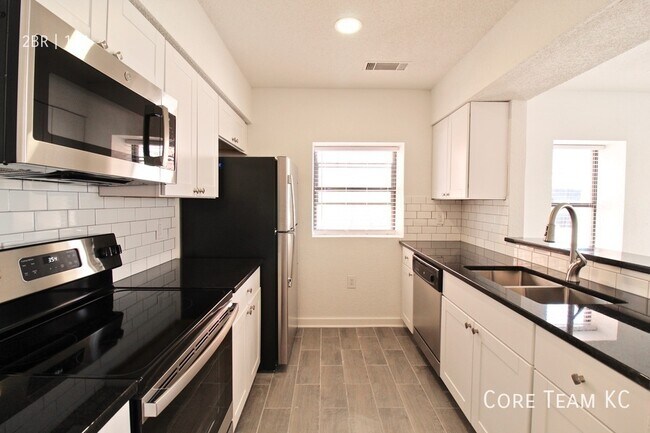 Building Photo - 3214 Harrison St