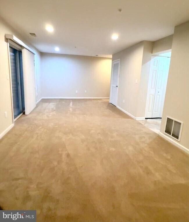 Building Photo - 11433 Hollowstone Dr