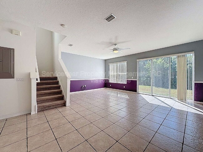 Building Photo - 8722 Eleanor Ct
