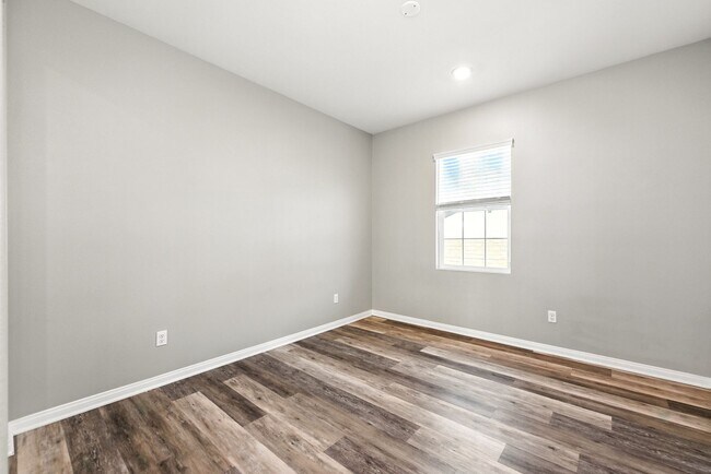 Building Photo - 3459 Aspen St