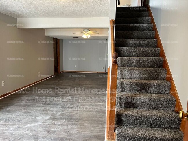 Building Photo - 8002 NW 79th Pl