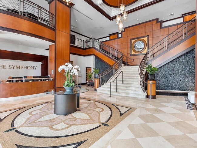 Building Photo - 610 W Las Olas Blvd