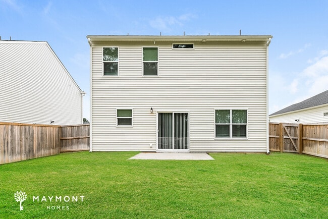 Building Photo - 251 Clydesdale Cir