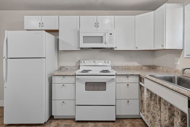 Building Photo - 349 N 800 E