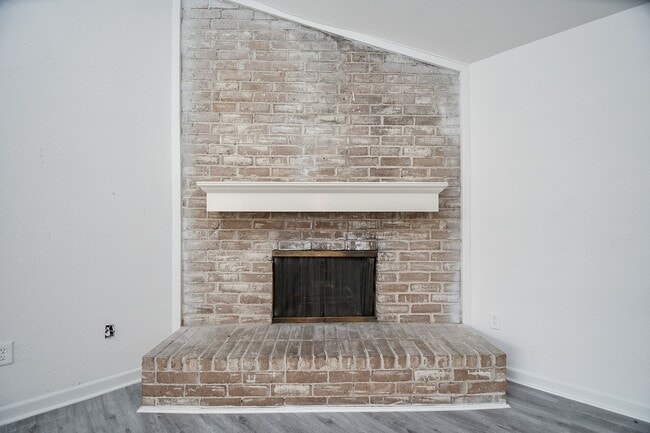 Building Photo - 6411 Teal Run Dr