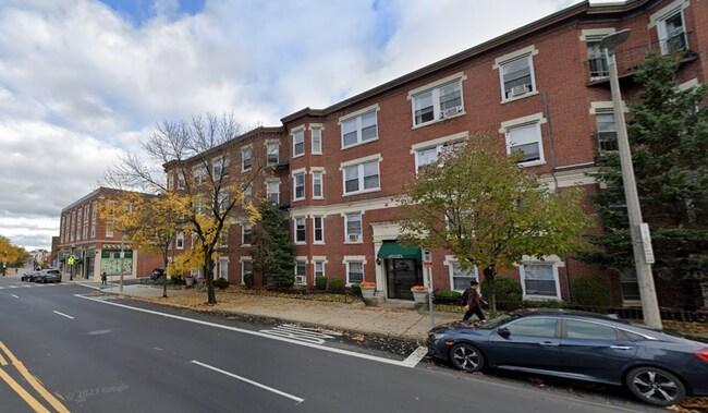 Building Photo - Two Bedroom //   Allston - Union Square