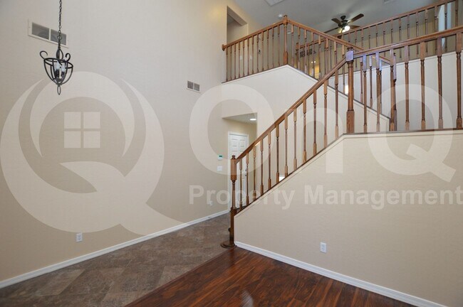 Building Photo - 2531 W Desert Vista Trail