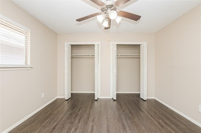 Building Photo - 5201 Evans Ave