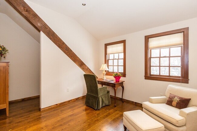 Building Photo - 121 Marrett Rd
