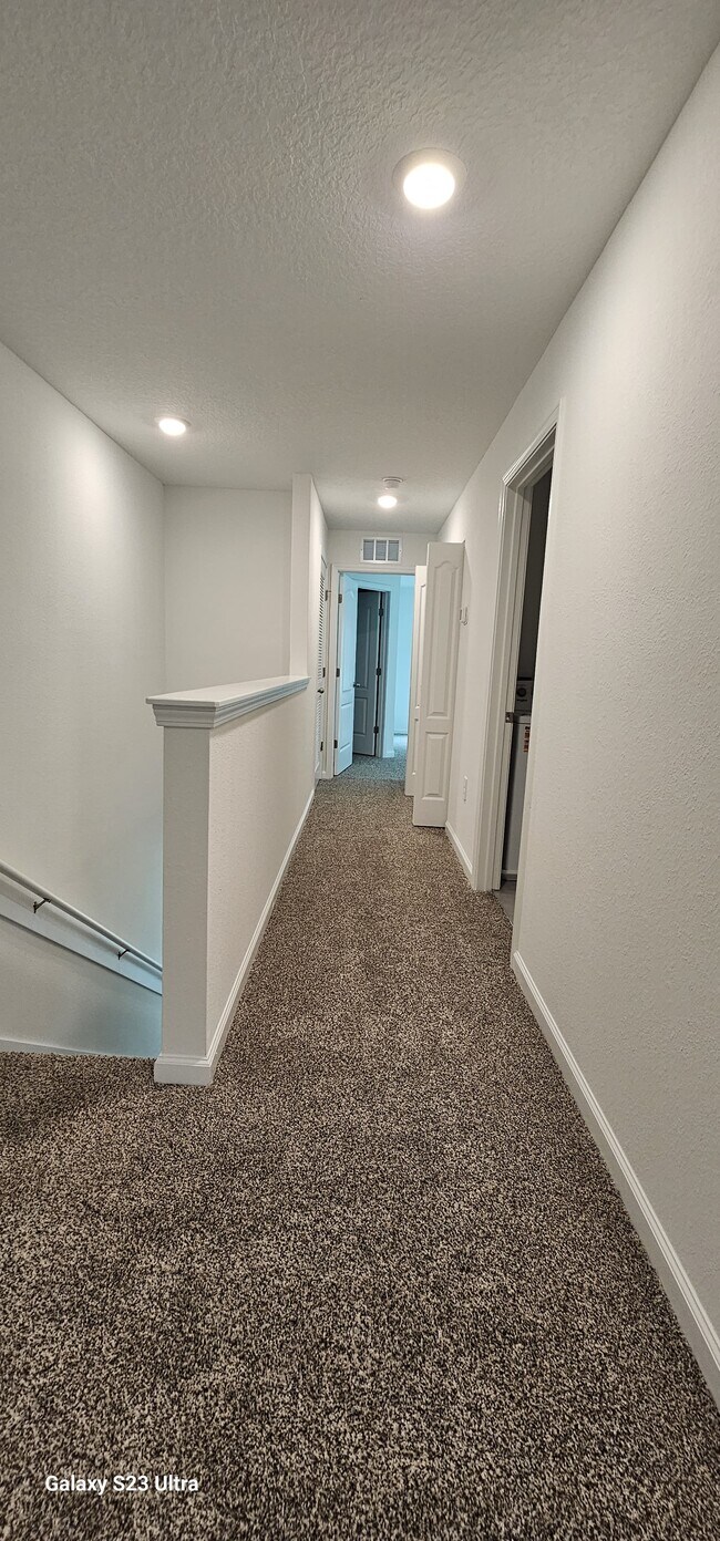 Building Photo - 29 Blue Hvn Rd