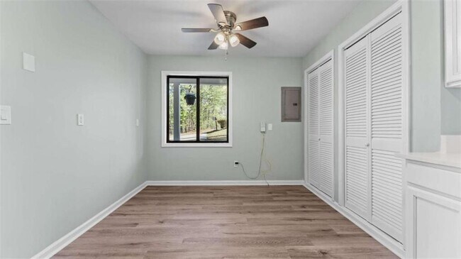 Building Photo - 4383 Mitchell Hill Dr