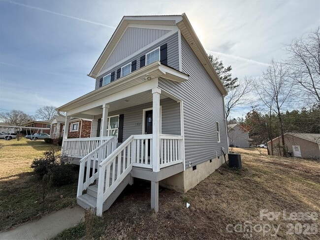 Building Photo - 1402 Martin Luther King Jr Ave