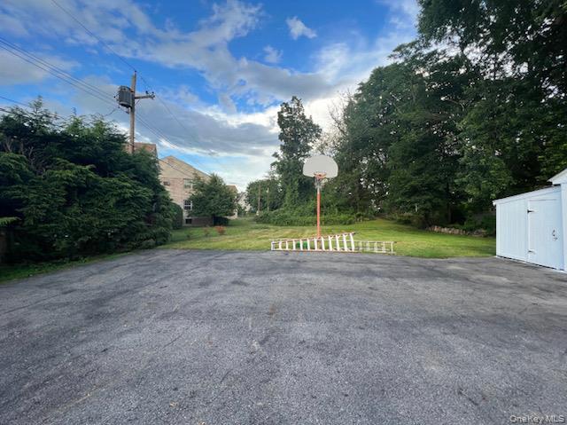 Building Photo - 98 S Hamilton St