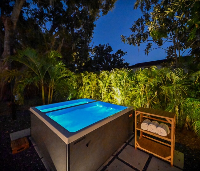 Building Photo - 10113 Lindelaan Dr