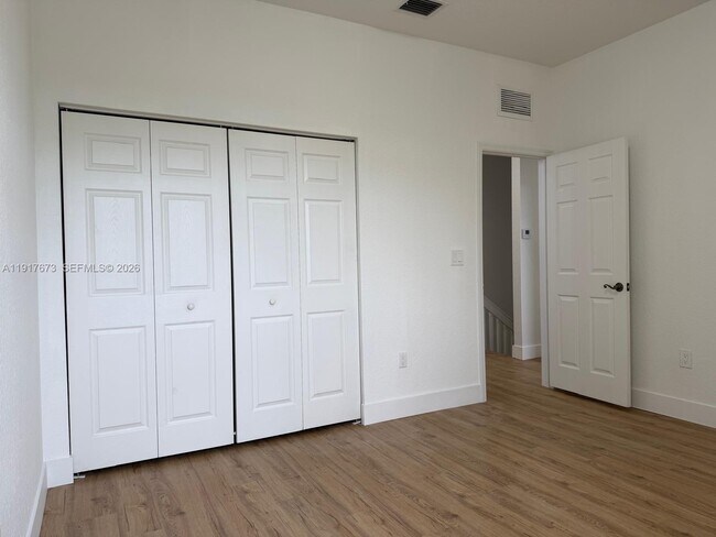 Building Photo - 3972 SW 149th Pl