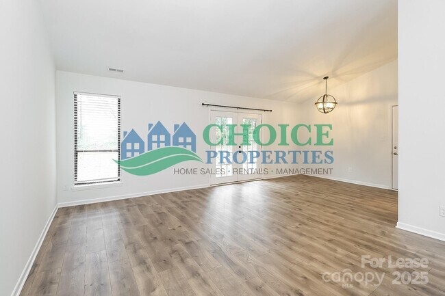 Building Photo - 10319 Osprey Dr