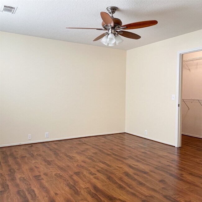 Building Photo - 14927 Sugar Sweet Dr