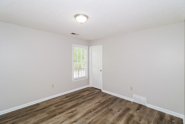 Building Photo - 57 S Sanga Rd