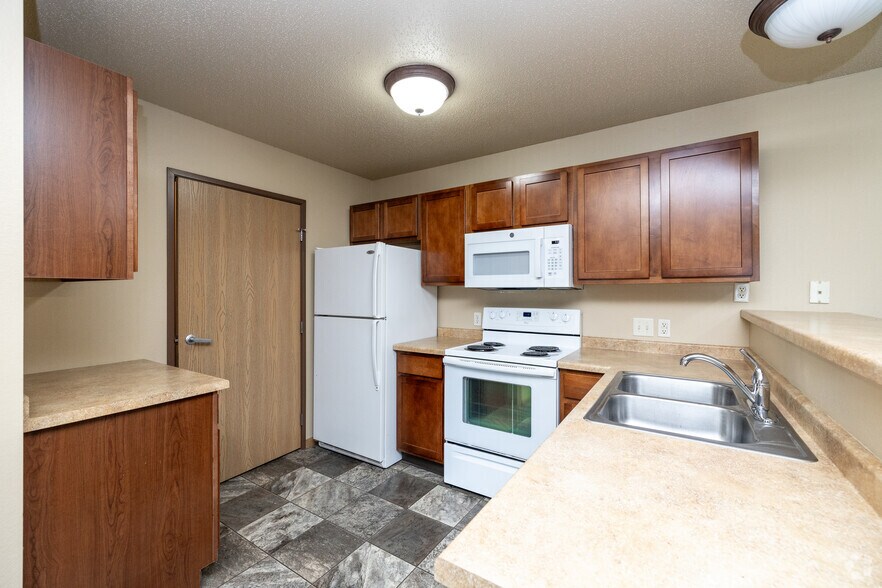 Primary Photo - Waterstone Apartments
