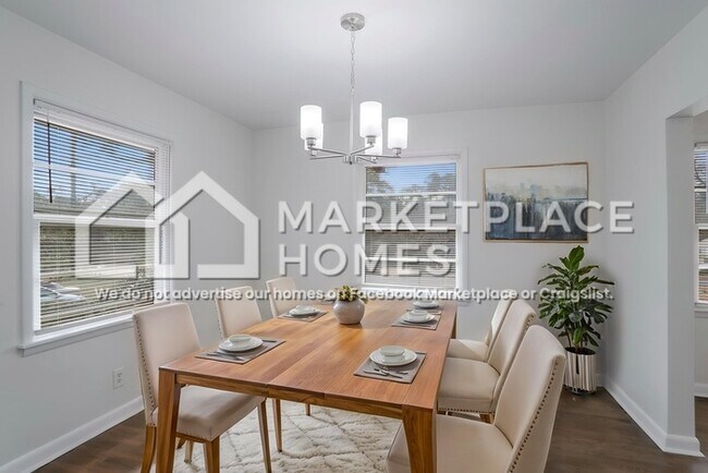 Building Photo - 4236 Glenhaven Dr