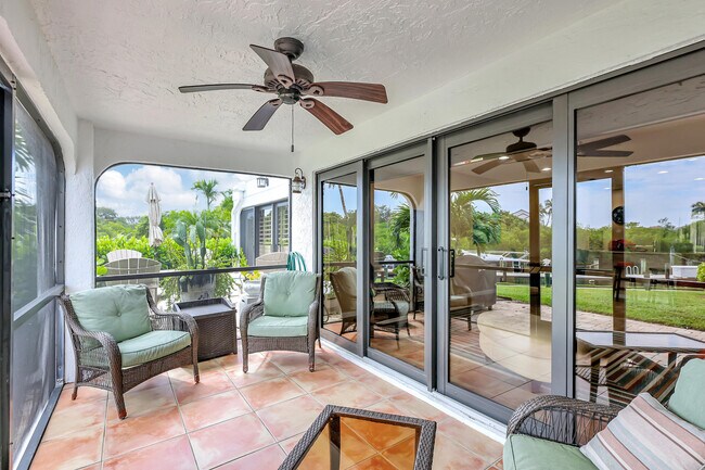 Building Photo - 2299 Treasure Isle Dr